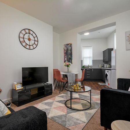 Stylish Suite With Free Parking Manchester Exterior foto