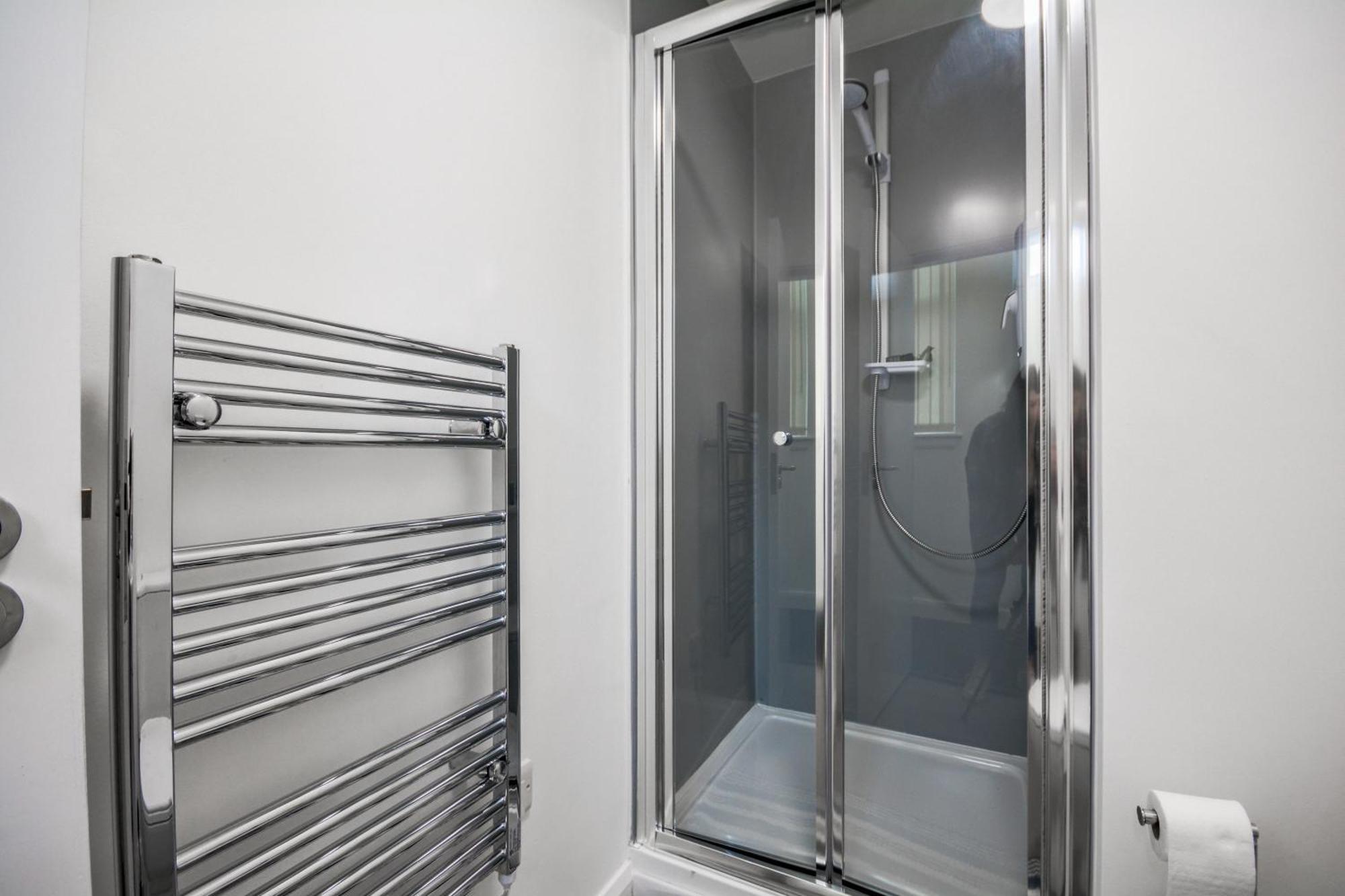 Stylish Suite With Free Parking Manchester Exterior foto